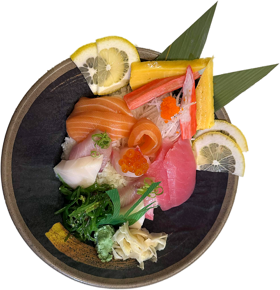 Chirashi bowl with salmon, tuna, yellowtail, tamago and salmon roe over sushi rice
